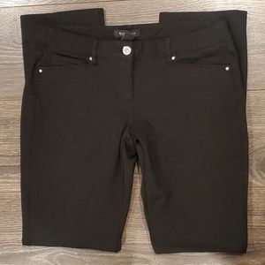 ❤ WHITE HOUSE BLACK MARKET (WHBM SLIM LEG PANTS 4S (27 SHORT) AND 6S (28 SHORT)